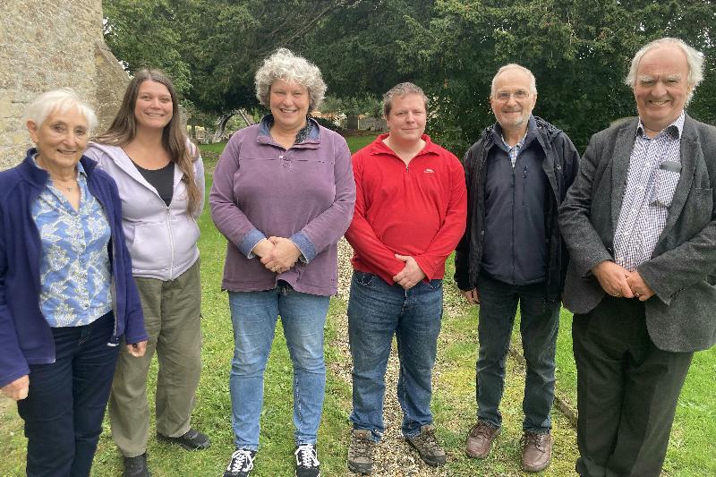 Easthampstead team representing Soning Deanery